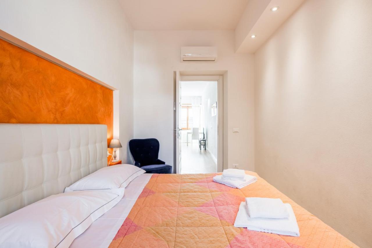 Apartment Guesthost - Santa Maria Novella Cozy Flat Florenz